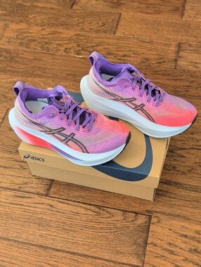 ASICS Women's Megablast